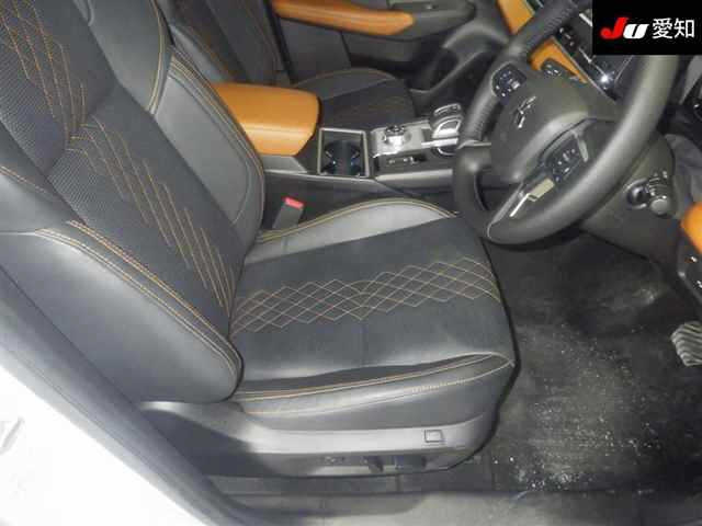 MITSUBISHI OUTLANDER PHEV 2023