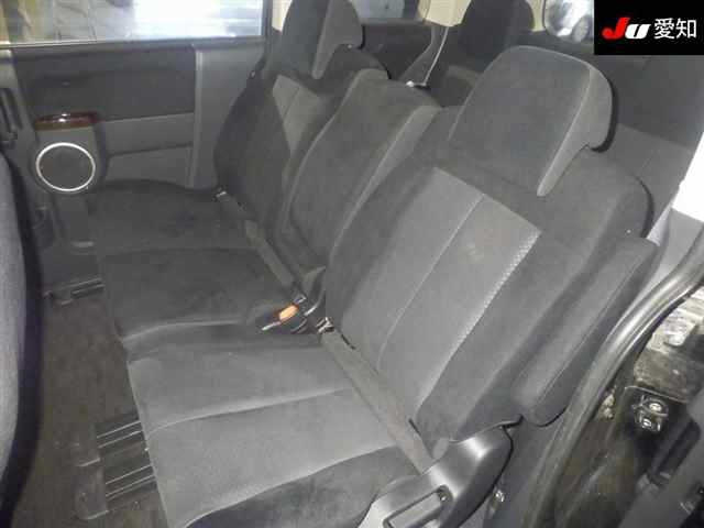 MITSUBISHI DELICA D5 2009