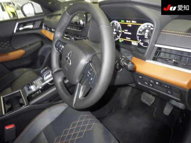 MITSUBISHI OUTLANDER PHEV 2022