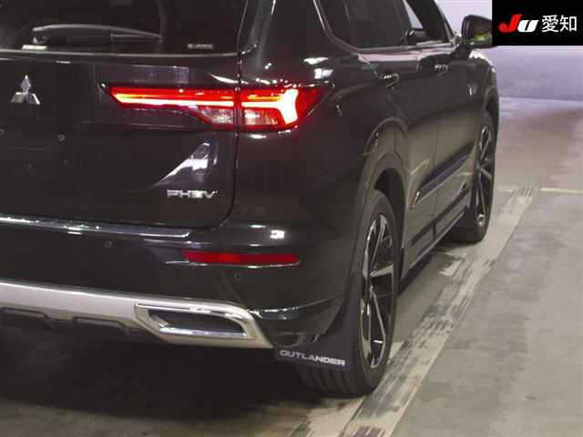 MITSUBISHI OUTLANDER PHEV 2021