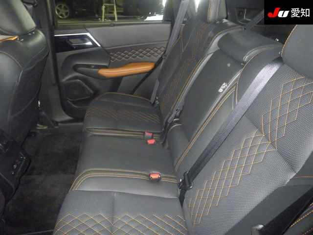 MITSUBISHI OUTLANDER PHEV 2024
