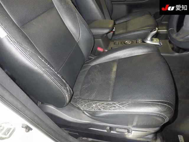 MITSUBISHI OUTLANDER PHEV 2013