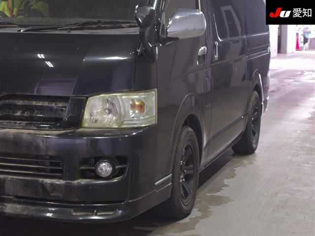 TOYOTA HIACE 2008