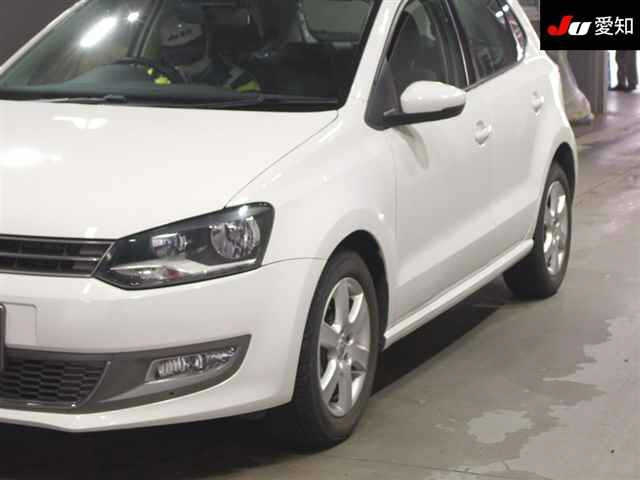 VOLKSWAGEN POLO 2013