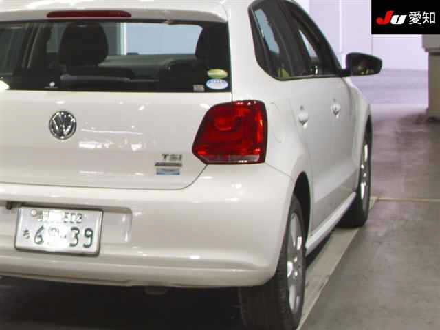 VOLKSWAGEN POLO 2013