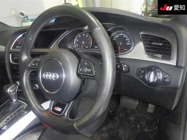 AUDI A4 2013