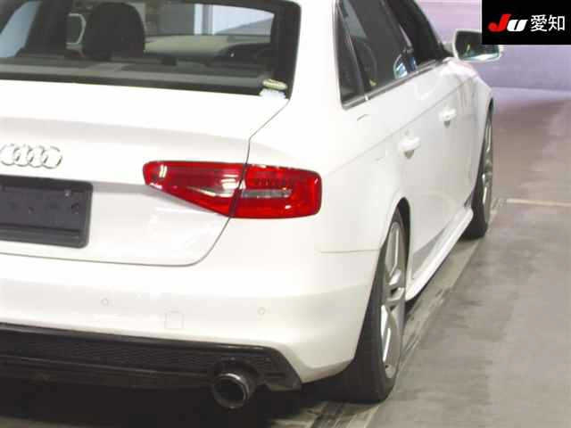 AUDI A4 2013