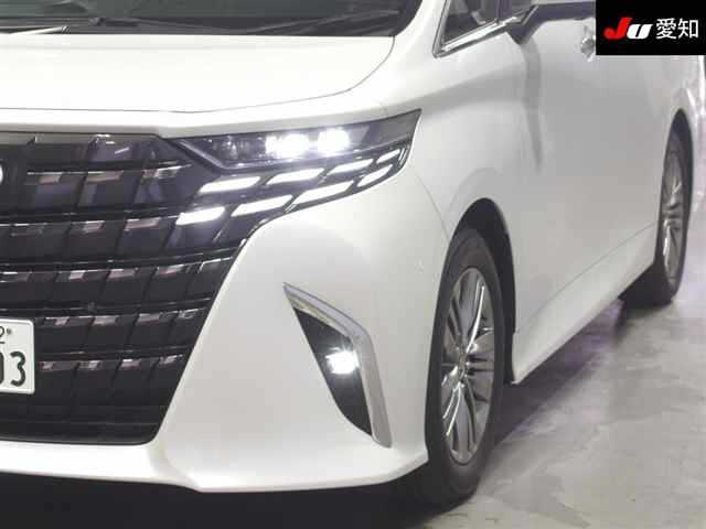 TOYOTA ALPHARD 2024