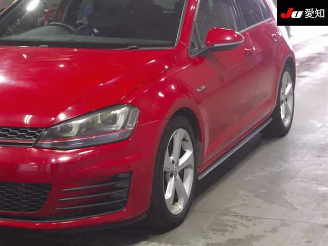 VOLKSWAGEN GOLF 2015