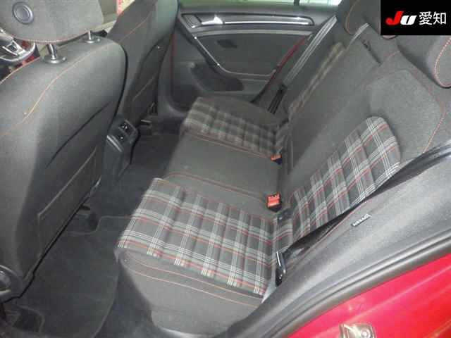 VOLKSWAGEN GOLF 2015
