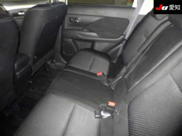 MITSUBISHI OUTLANDER 2017