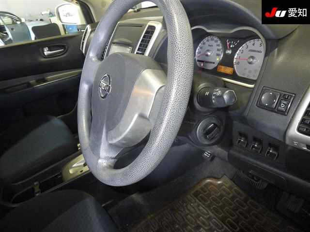 NISSAN WINGROAD 2010