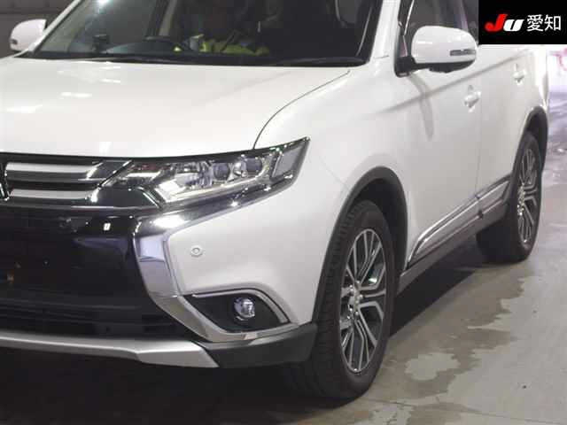 MITSUBISHI OUTLANDER 2017