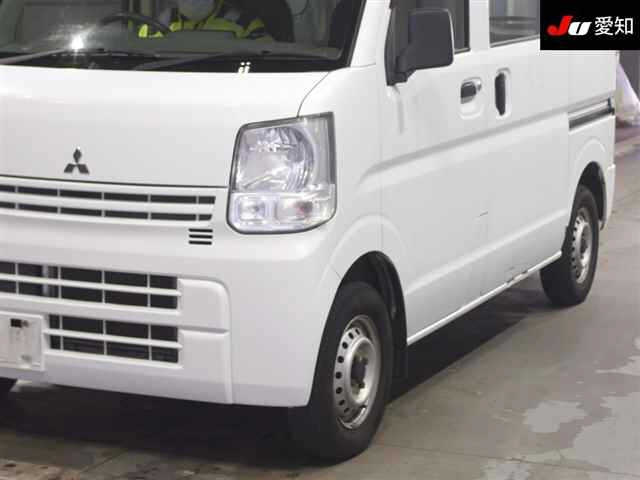 MITSUBISHI MINICAB VAN 2017