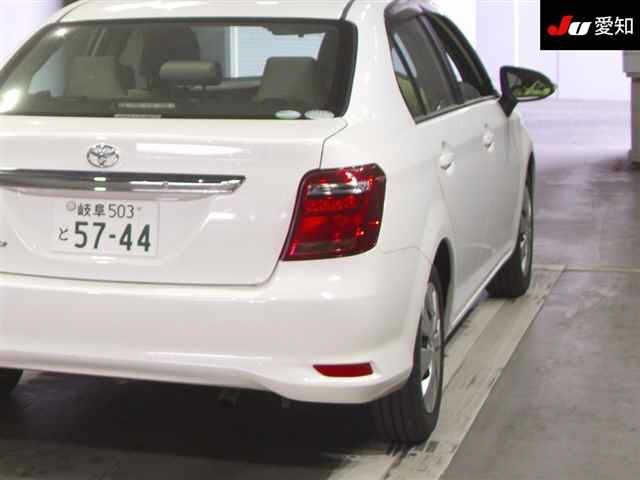 TOYOTA COROLLA AXIO 2016