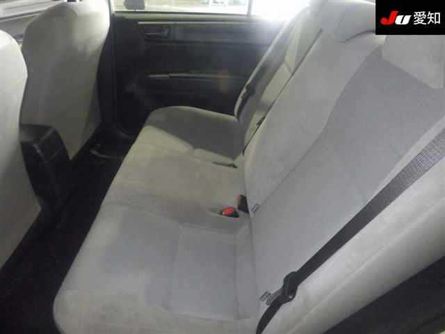 TOYOTA COROLLA AXIO 2016