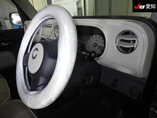 DAIHATSU MIRA 2010