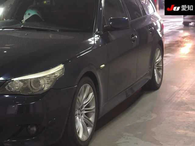 BMW 5 SERIES 2009