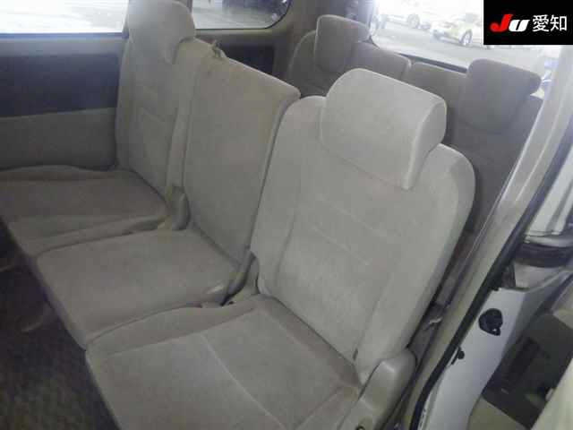 TOYOTA NOAH 2008