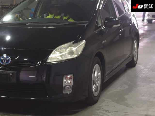 TOYOTA PRIUS 2011