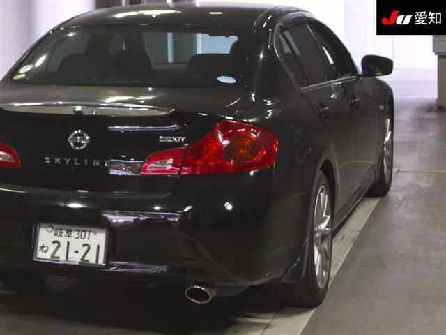 NISSAN SKYLINE 2009