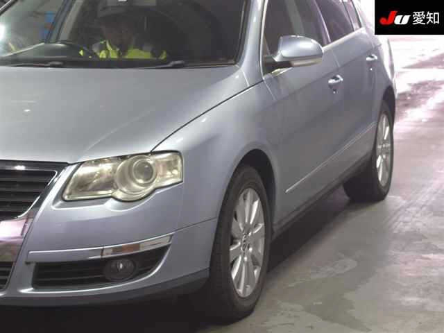 VOLKSWAGEN PASSAT 2008