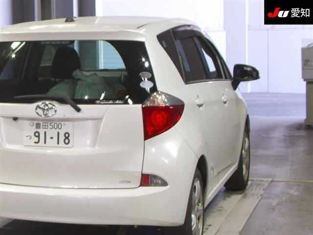 TOYOTA RACTIS 2011