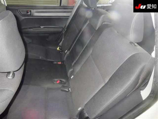 TOYOTA COROLLA FIELDER 2016