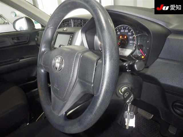 TOYOTA COROLLA FIELDER 2016