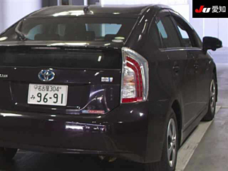 TOYOTA PRIUS 2013
