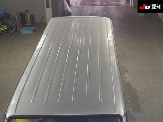 TOYOTA HIACE VAN 2009