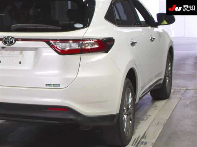 TOYOTA HARRIER 2018