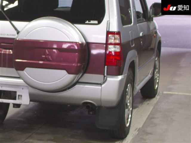 MITSUBISHI PAJERO MINI 2010