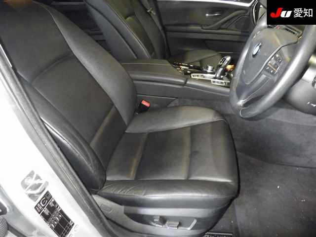 BMW 5 SERIES 2013