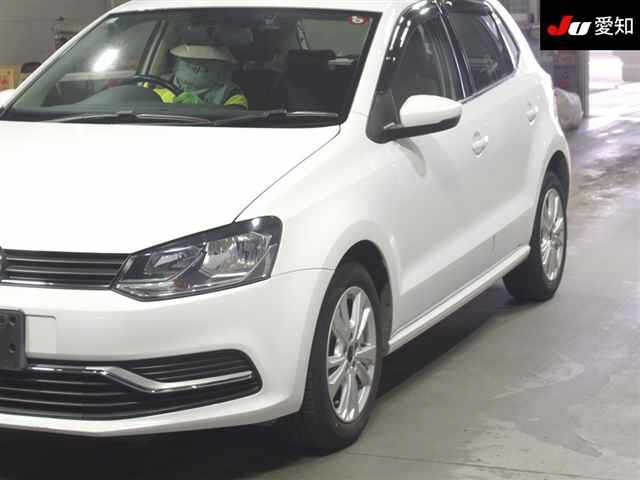 VOLKSWAGEN POLO 2014