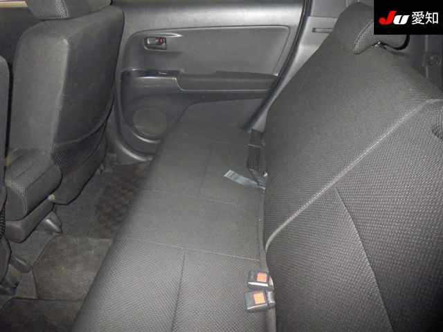 TOYOTA BB 2010