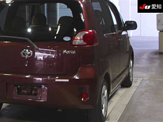 TOYOTA PORTE 2010