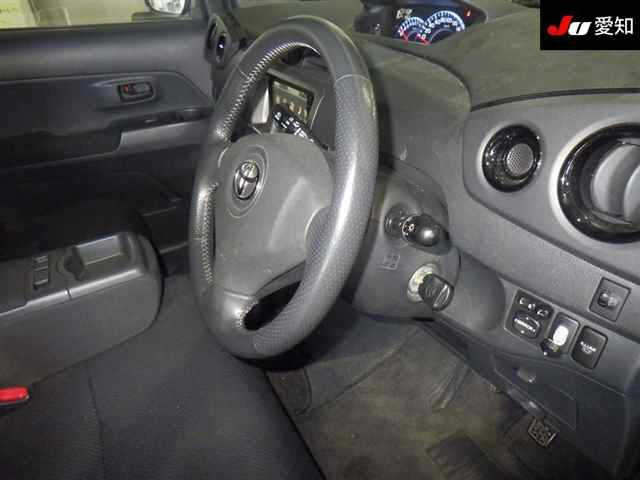 TOYOTA BB 2008