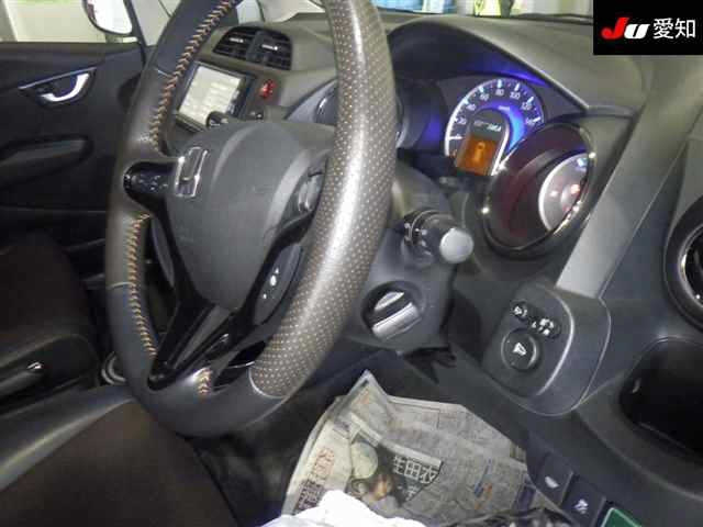 HONDA FIT SHUTTLE 2013