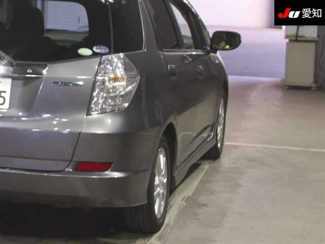 HONDA FIT SHUTTLE 2013