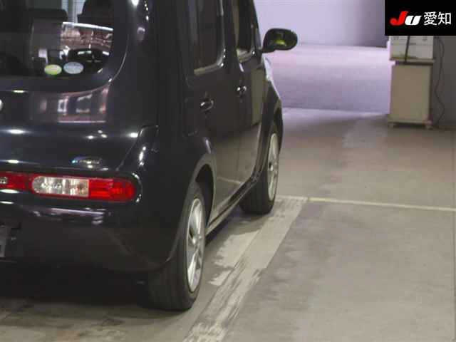 NISSAN CUBE 2010