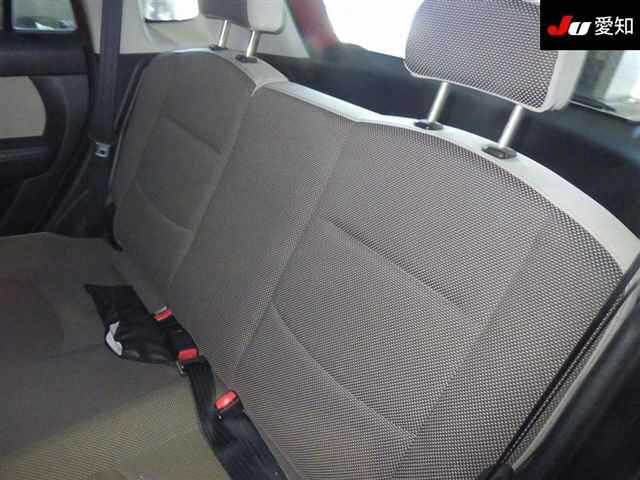 MAZDA VERISA 2010