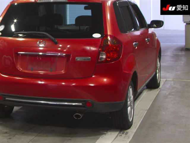 MAZDA VERISA 2010