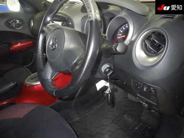 NISSAN JUKE 2010