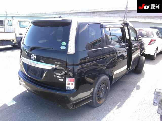 TOYOTA ISIS 2013