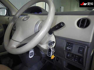 TOYOTA SIENTA 2012