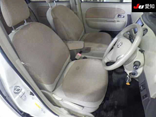 TOYOTA SIENTA 2012