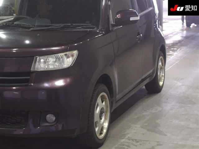 TOYOTA BB 2013