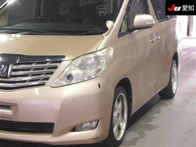 TOYOTA ALPHARD 2010