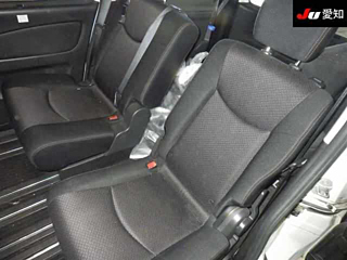 NISSAN SERENA 2013